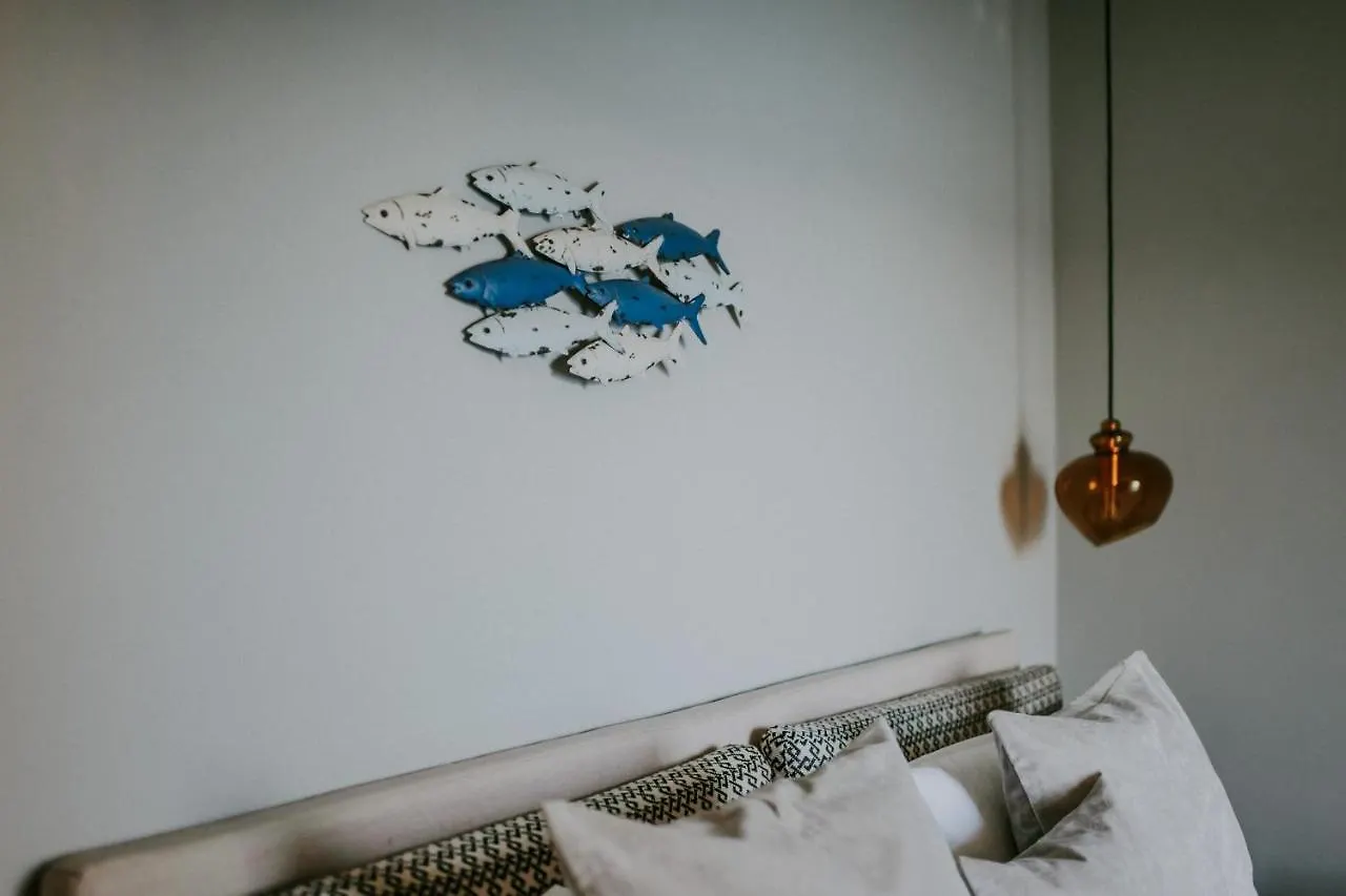Luxury Seafront Palazzo Βίλα Ρόβινι